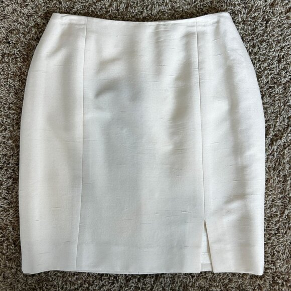ANYA Ivory 100% Raw Silk Short Skirt in Women's Size 6 Front Slit Fully Lined - Picture 1 of 8